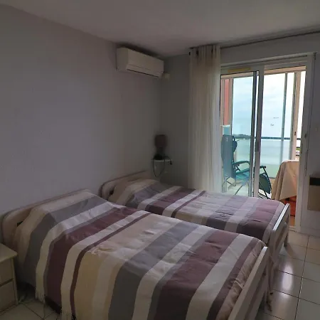 Climatise En Front De A Avec Piscine, Garage Et Wifi - Fr-1-472a-203 Apartment Sete